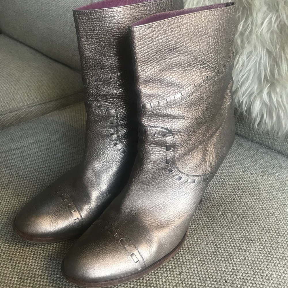 Marc Jacobs Champagne Boots
